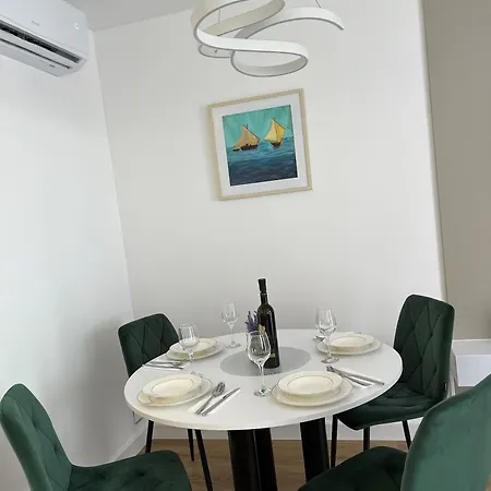 Apartment Ema Makarska